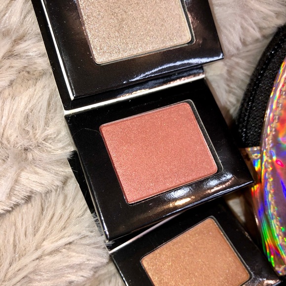 Mini makeup bundle - Picture 3 of 5